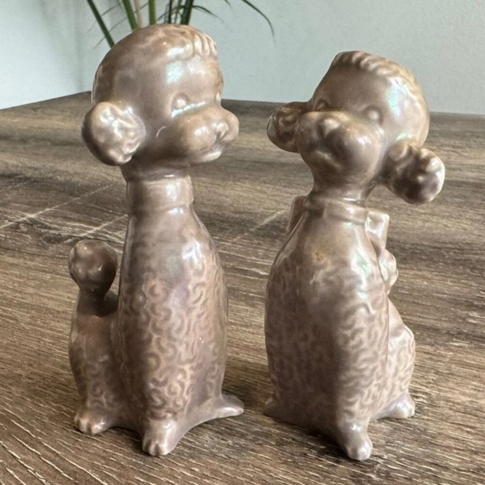 Set of 2 Vintage Ceramic Collectable Poodle Dogs. - Picture 2 of 5